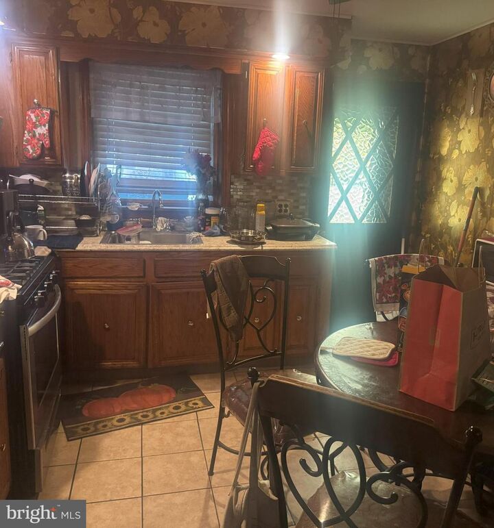 Property Photo:  3206 Wharton Street  PA 19146 