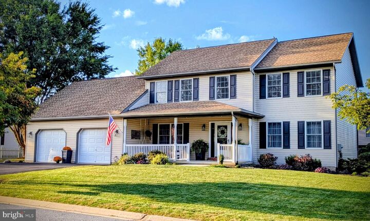 10 Manor Drive  Lebanon PA 17042 photo