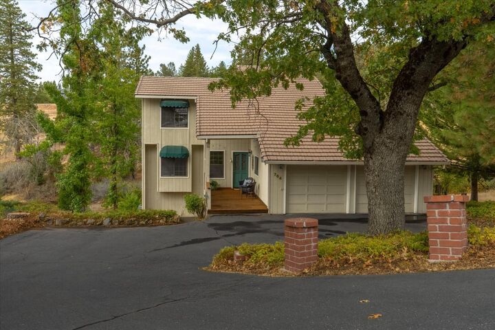 Property Photo: 764 Dogwood Drive CA 95247