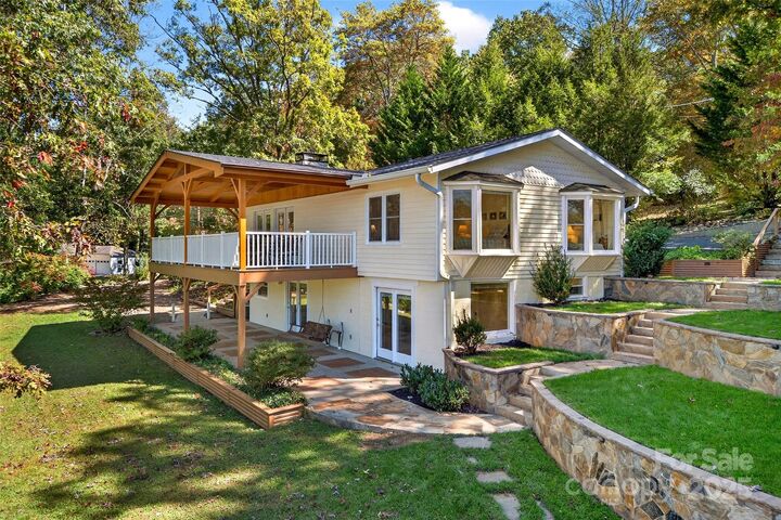 211 Rhododendron Avenue  Black Mountain NC 28711 photo