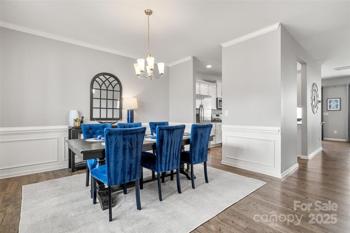 Property Photo:  2427 Tallet Trace  NC 28216 