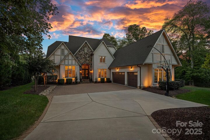 Property Photo: 20517 Queensdale Drive NC 28031