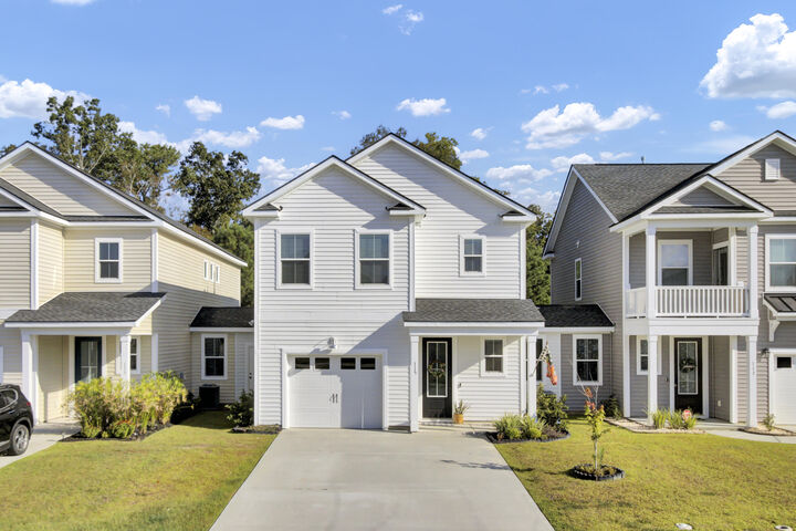 115 Hawthorne Landing Drive  Goose Creek SC 29445 photo