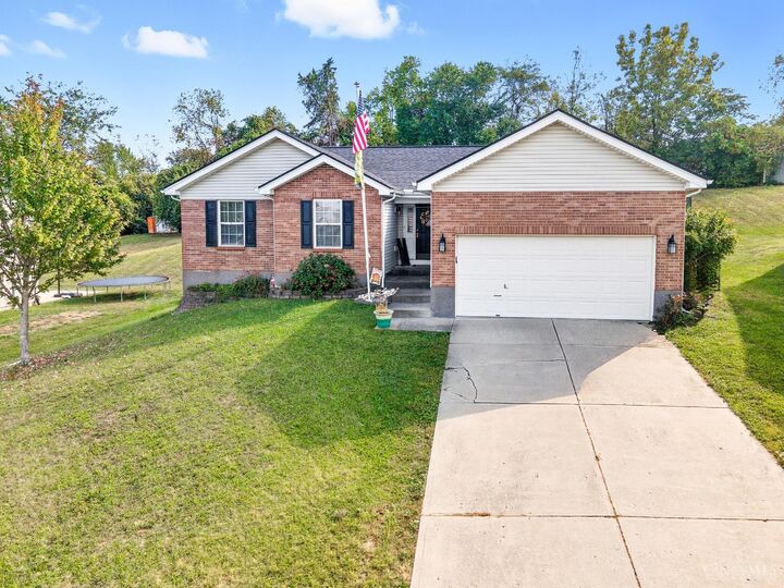 269 Hedgington Court  Hamilton OH 45013 photo