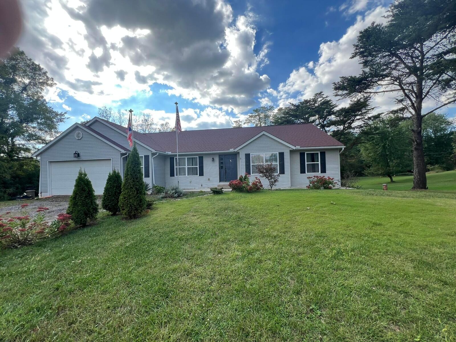 Property Photo: 228 Jones SW Avenue OH 43062