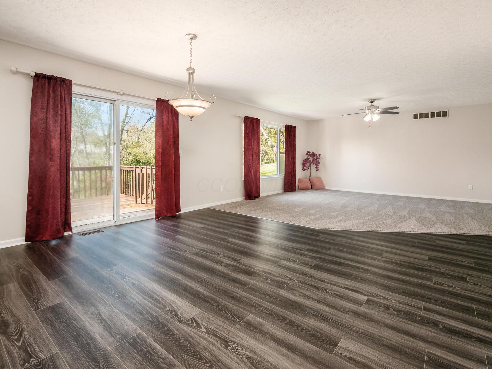 Property Photo: 228 Jones SW Avenue OH 43062