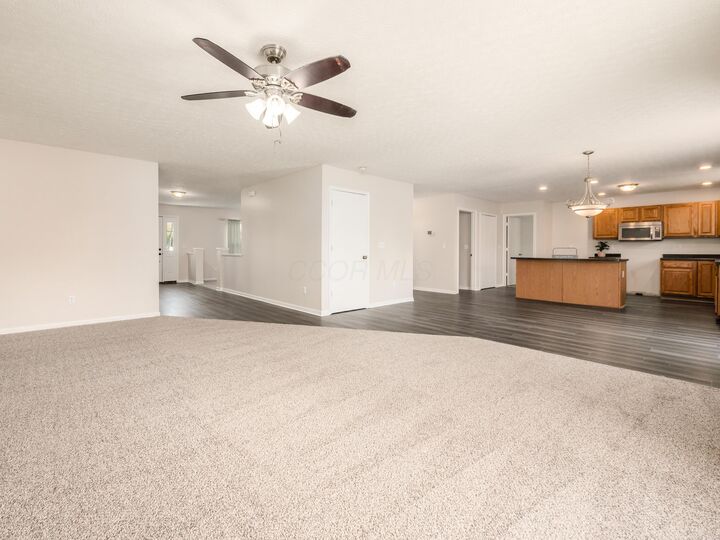 228 Jones SW Avenue  Pataskala OH 43062 photo