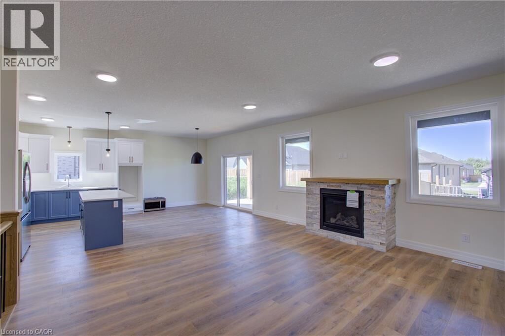 Property Photo:  128 Pugh Street  ON N0K 1M0 