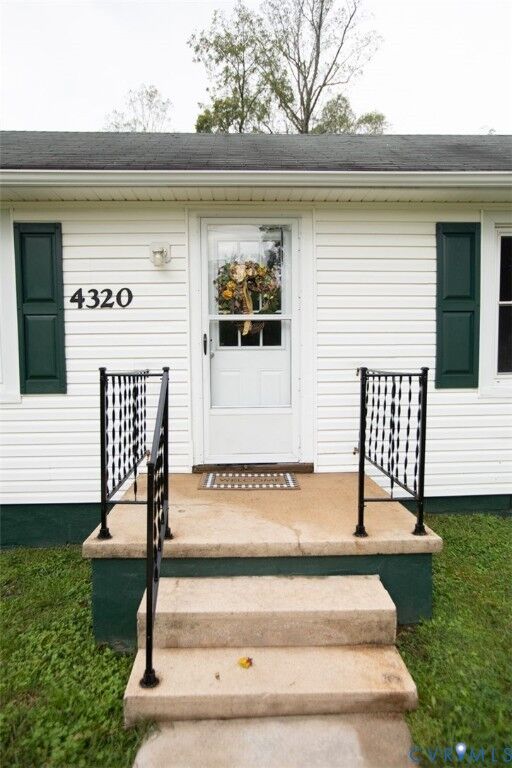 Property Photo:  4320 Main Street  VA 23937 