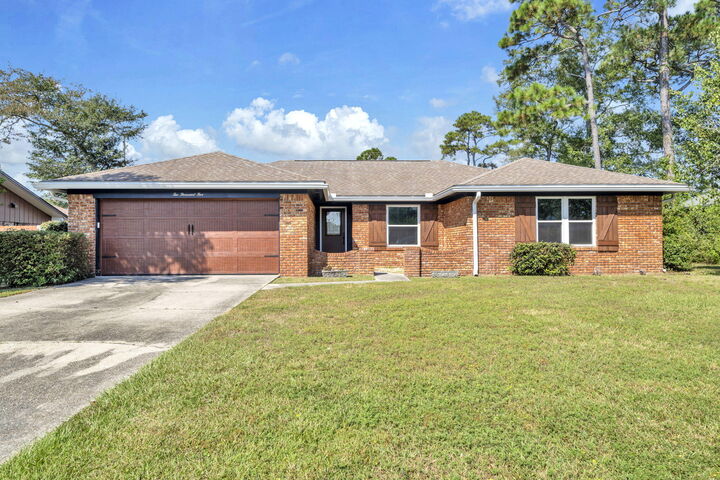 2005 Plumosa Palm Drive  Niceville FL 32578 photo