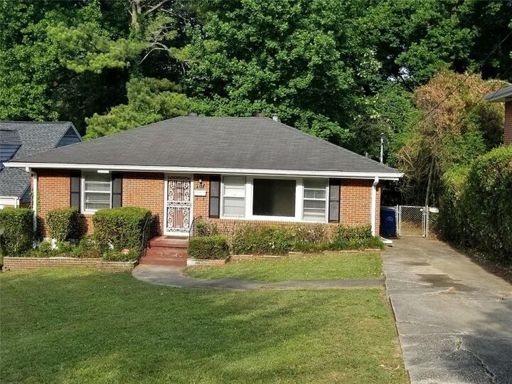 Property Photo:  817 Gertrude NW  GA 30318 