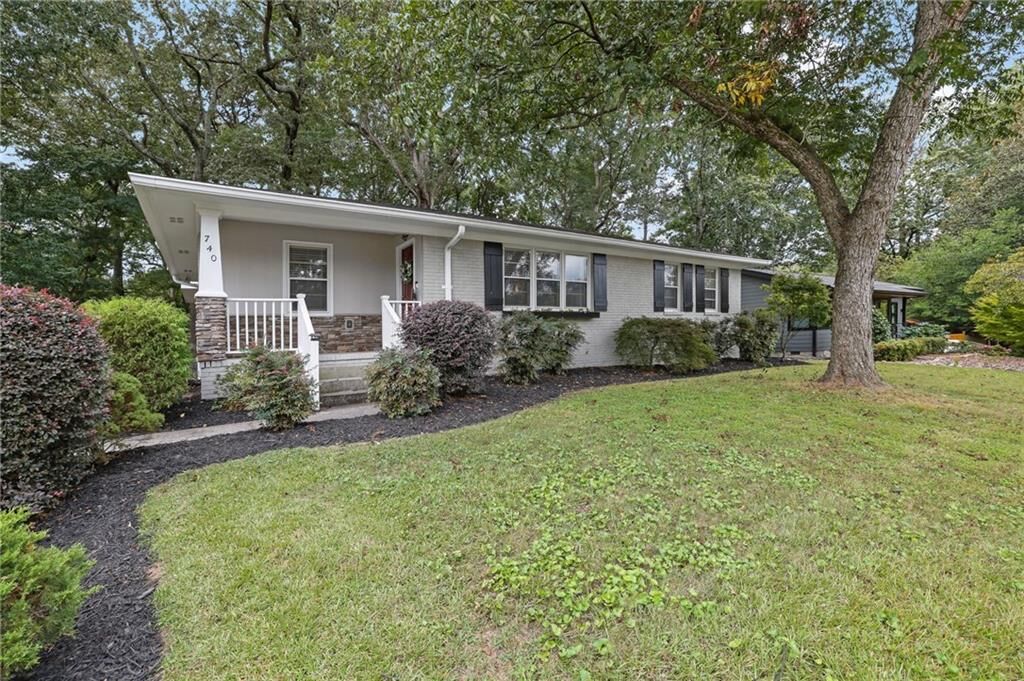 Property Photo:  740 Powder Springs Street SE  GA 30080 