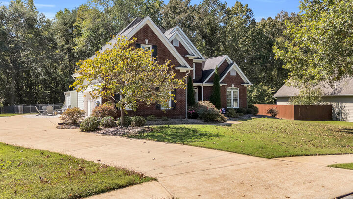 Property Photo:  1977 Turnberry Circle  TN 37343 