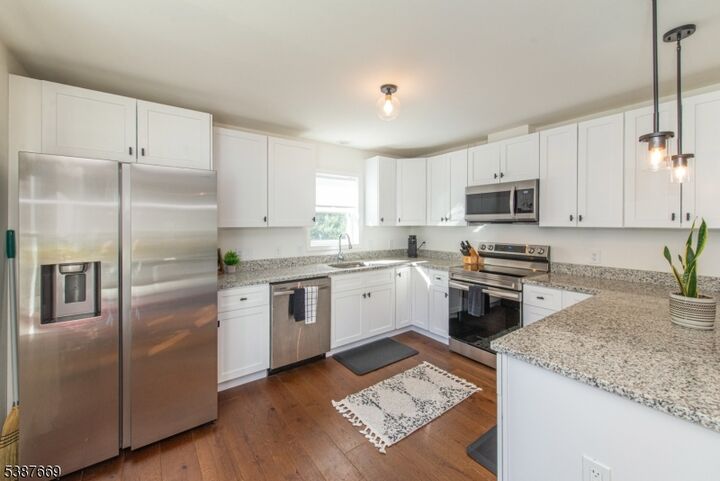 72 Lakeside Dr NW  Vernon Twp. NJ 07461 photo