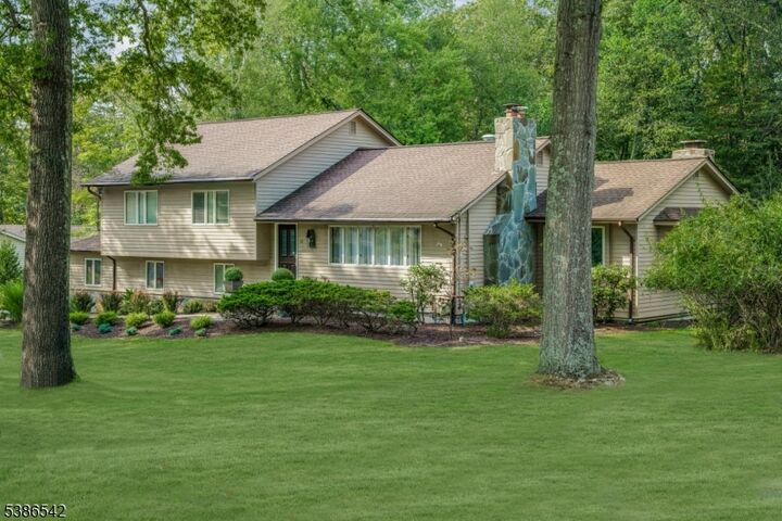Property Photo:  23 Chuckanutt Drive  NJ 07436 