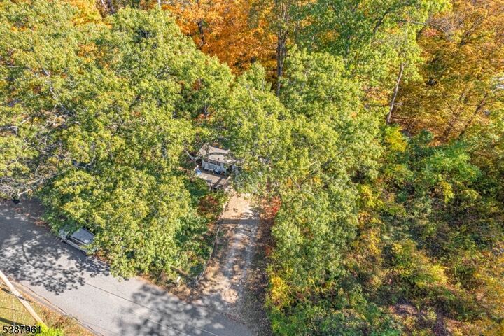 Property Photo: 204 Wawayanda Rd NJ 07422