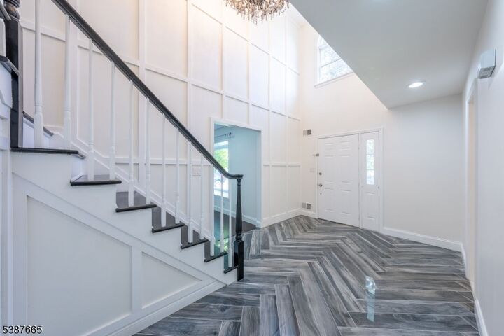 Property Photo: 41 Lynn Ct NJ 08902