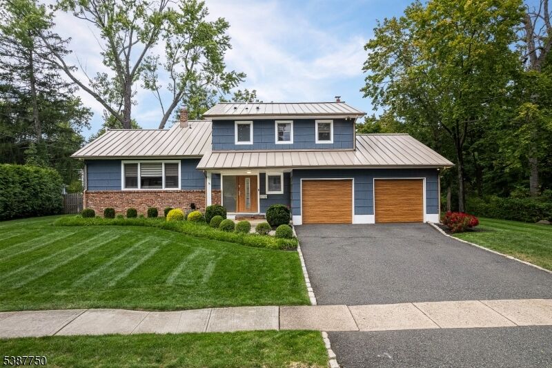 Property Photo:  57 Parrott Mill Rd  NJ 07928 
