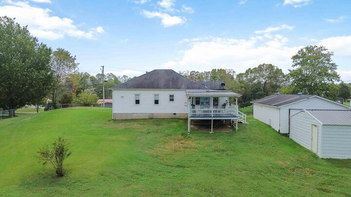 Property Photo: 463 Mc Guire Avenue KY 41311