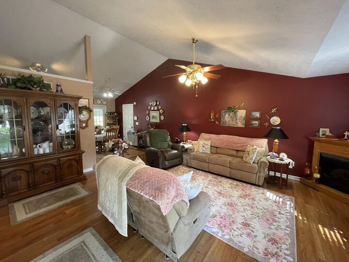 Property Photo:  105 Stretch Court  KY 40601 