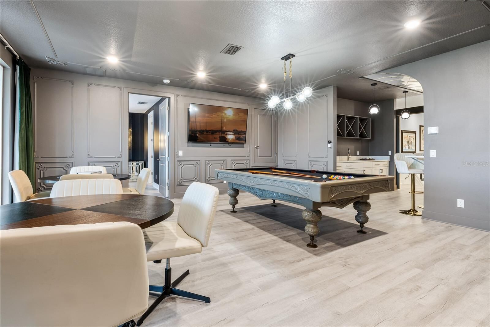 Property Photo:  977 Desert Mountain Court  FL 34747 