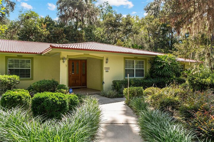 Property Photo:  7515 SW 36th Avenue  FL 32608 