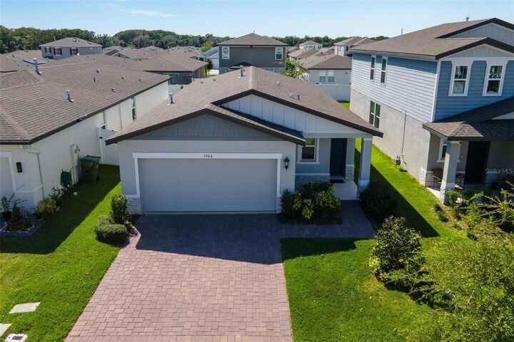 Property Photo:  3904 Brant Place  FL 34748 