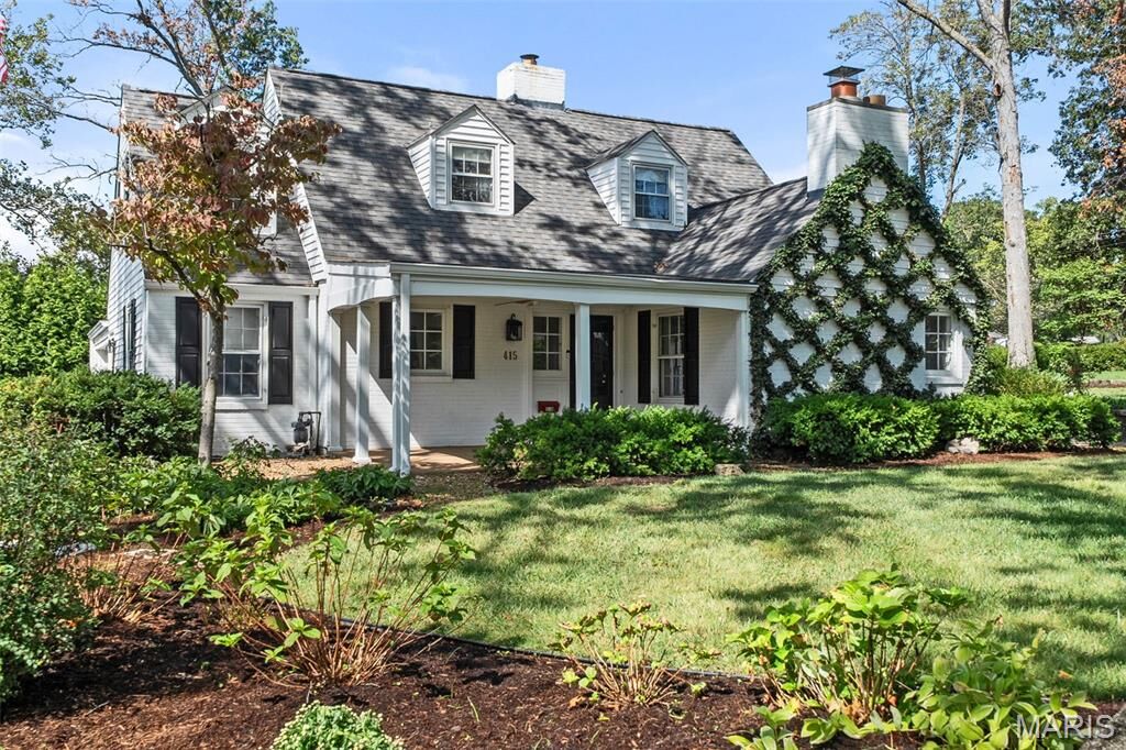 Property Photo:  415 Luther Court  MO 63122 