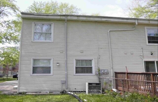 Property Photo:  1920 Moore Avenue  IL 60433 