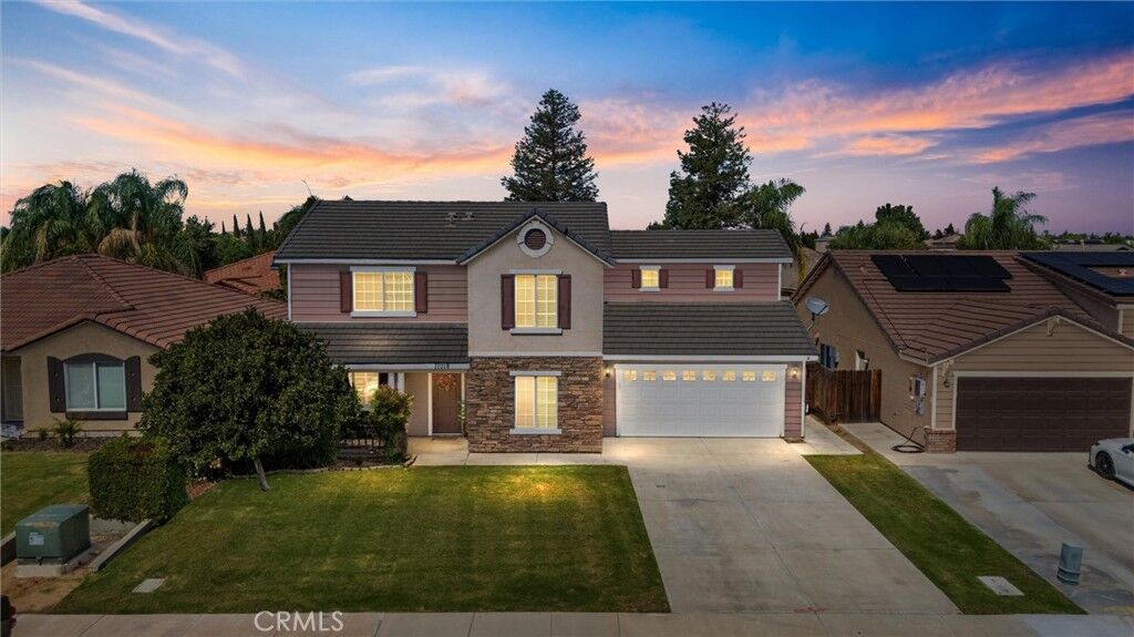 Property Photo:  11018 Sonoma Creek Court  CA 93312 