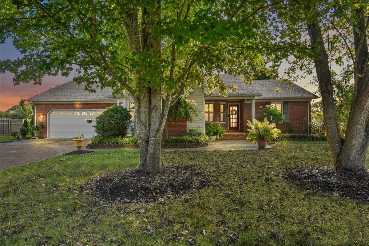 Property Photo:  14 Delana Ave  TN 38464 