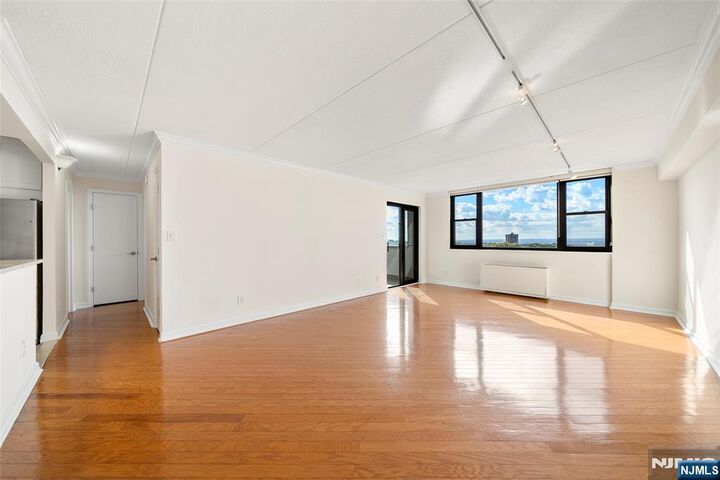 Property Photo:  250 Gorge Road 20F  NJ 07010 