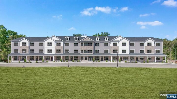 Property Photo:  309 Encampment Court 309  NJ 07082 