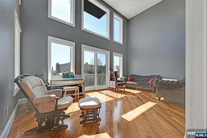 Property Photo:  3 Oakdene Terrace 3  NJ 07020 