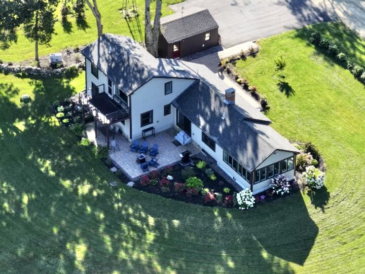 Property Photo:  152 Evans Road  NH 03218