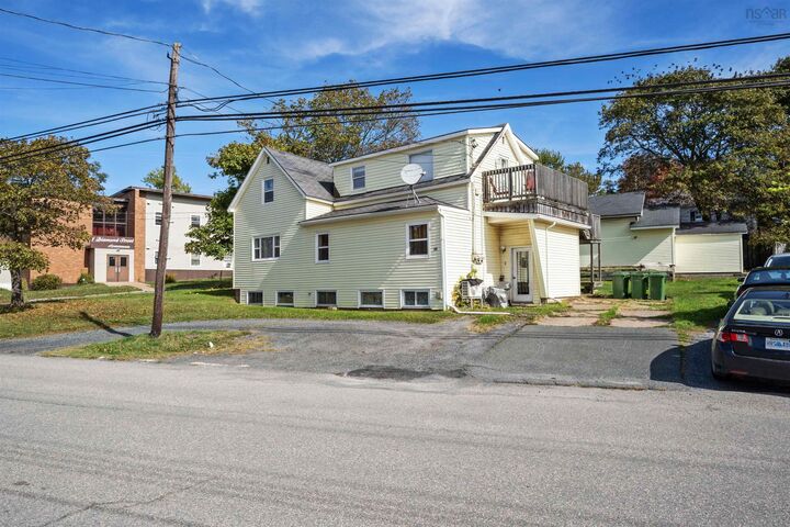 90 High Street  Trenton NS B0K 1X1 photo
