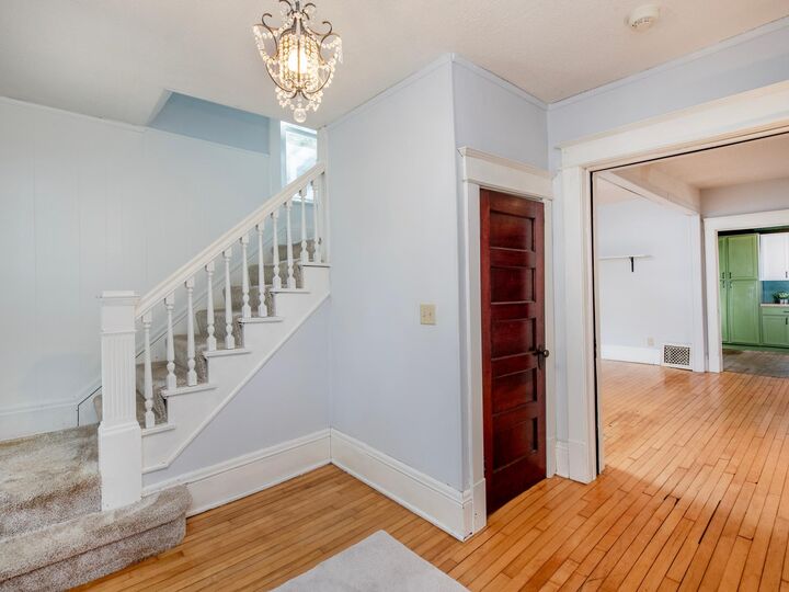 Property Photo:  196 Baker Street E  MN 55107 