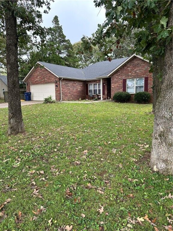 Property Photo: 506 W Quarter Road AR 72761