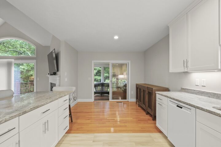 Property Photo:  1 Hollyhock Knoll Ct 1  MA 02532 