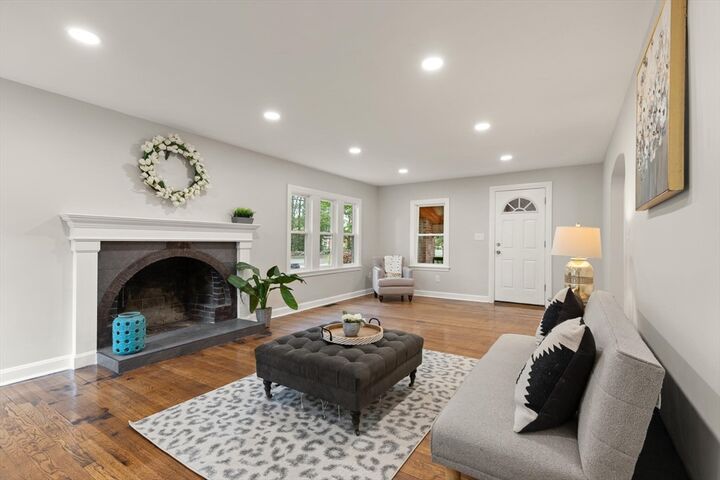 129 Maple Ave  Shrewsbury MA 01545 photo