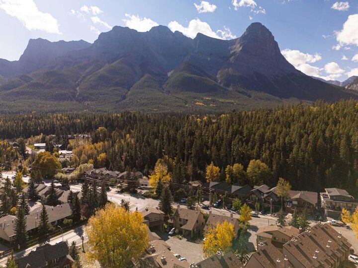 Property Photo:  200 Three Sisters Drive 109  AB T1W 2M1 