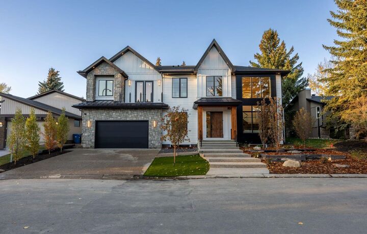 Property Photo:  620 Varsity Estates Crescent NW  AB T3B 3C3 