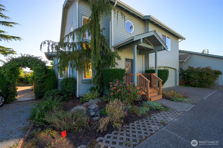Property Photo:  708  Finley Lane S4  WA 98257 