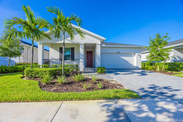 Property Photo:  6616 Cloverdale Avenue  FL 34987 