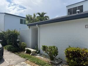 Property Photo:  129 Lehane Terrace 130  FL 33408 