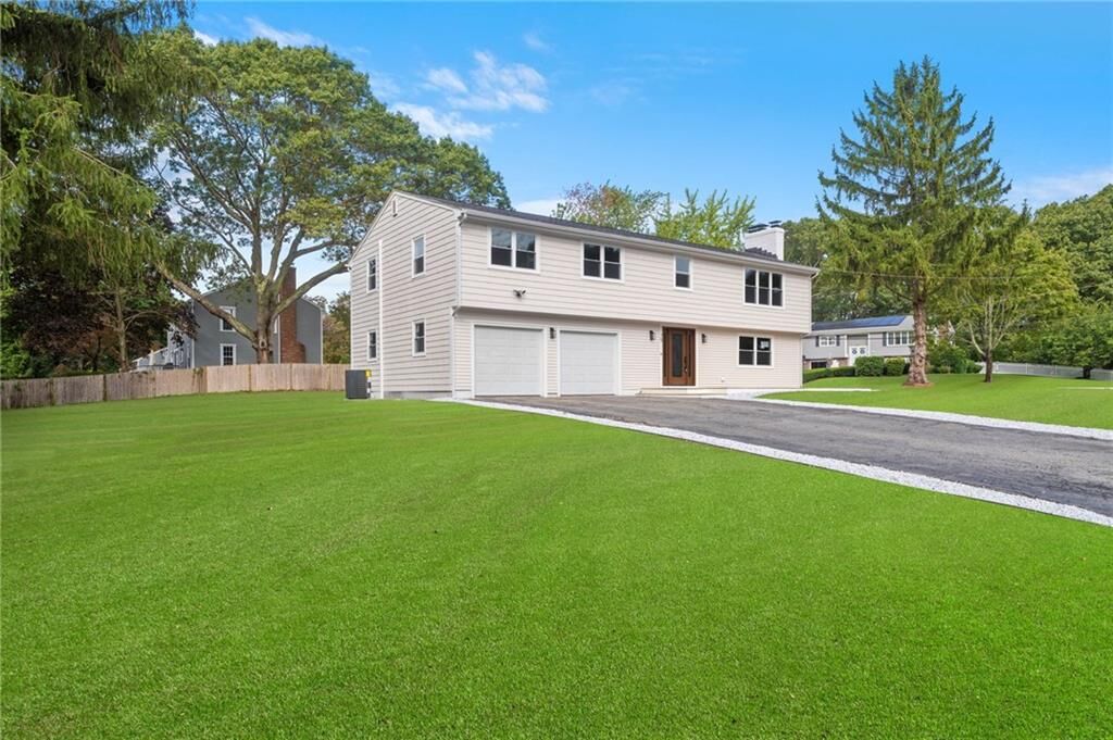 Property Photo:  75 Walnut Road  RI 02852 