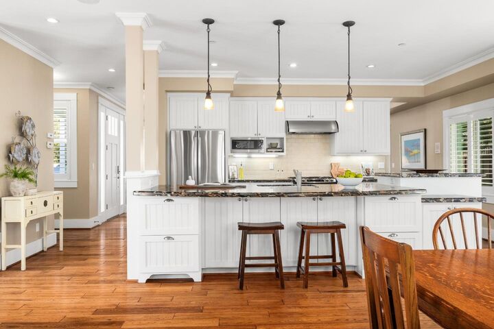 Property Photo: 360 5th Avenue CA 95062