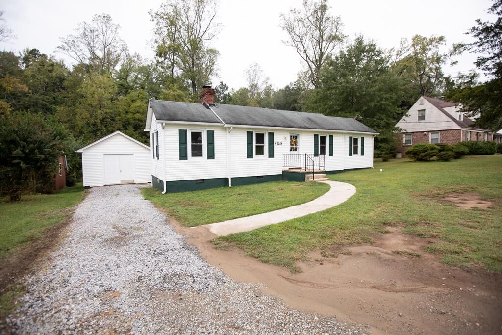 Property Photo:  4320 Main Street  VA 23937 