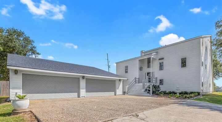 3104 Greenleaf Lane  Lake Charles LA 70605 photo
