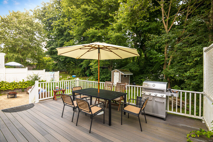 Property Photo:  77 Bayshore Drive  CT 06320 